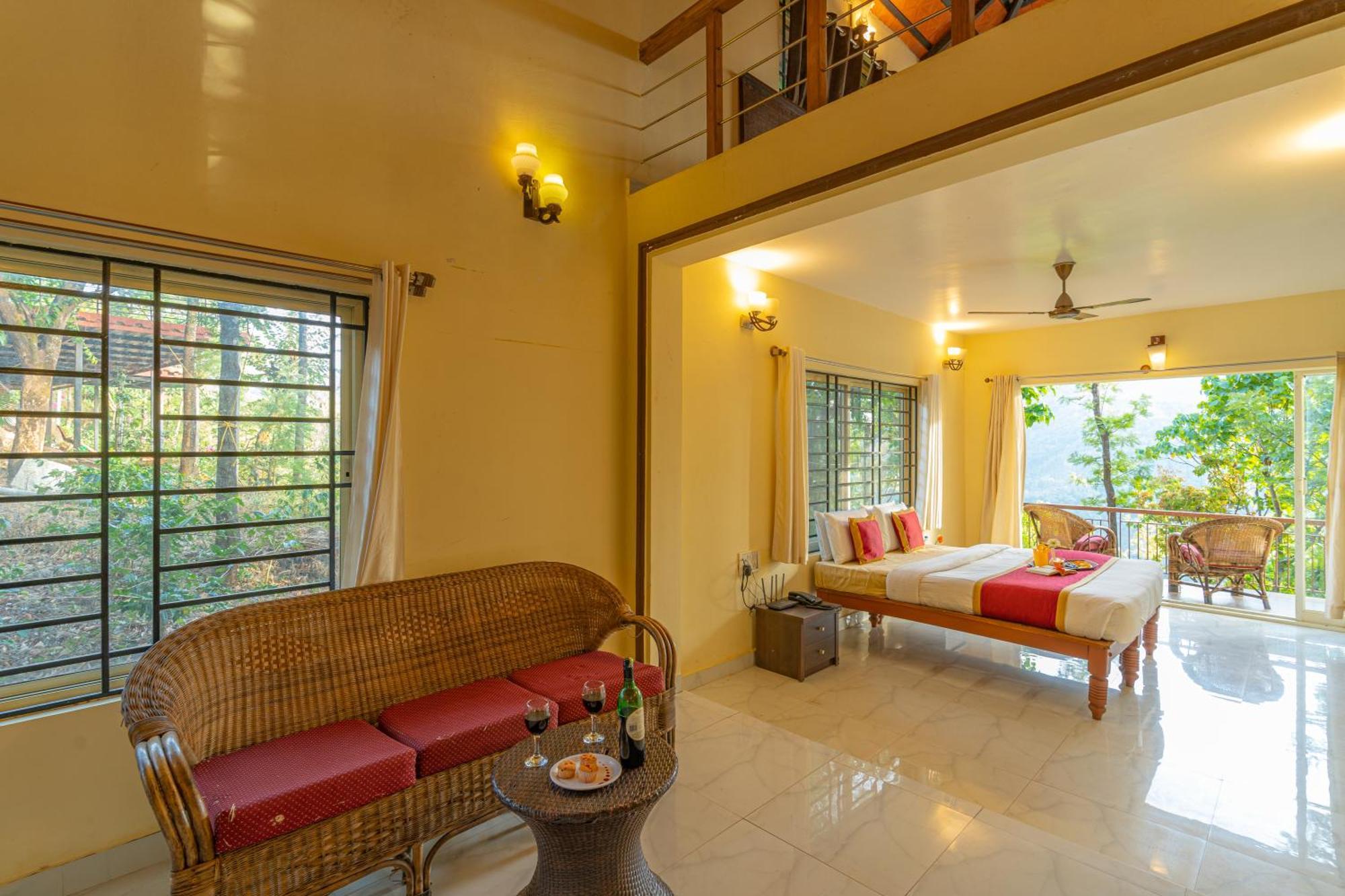 Hotel Q Swarga Retreat à Attigundi Extérieur photo