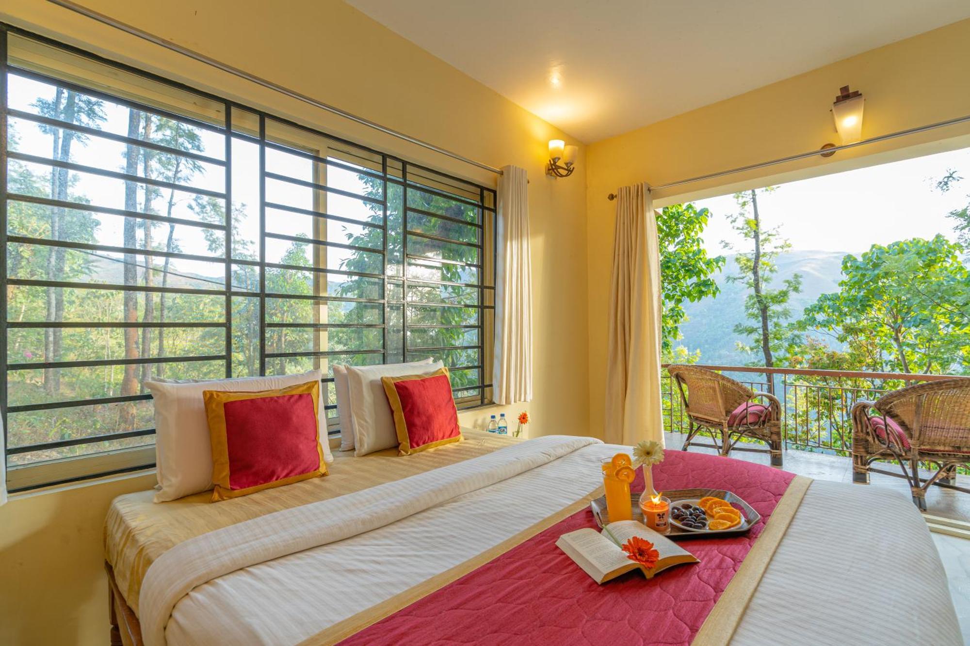Hotel Q Swarga Retreat à Attigundi Extérieur photo