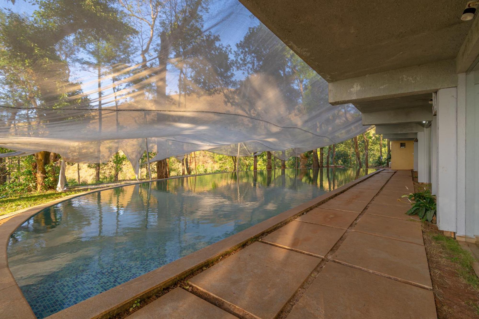 Hotel Q Swarga Retreat à Attigundi Extérieur photo